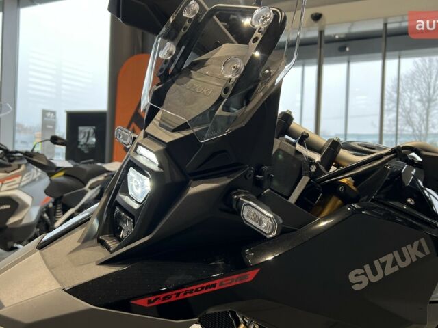 купити нове авто Сузукі V-Strom 800 DE 2025 року від офіційного дилера Дніпромотор Сузукі фото