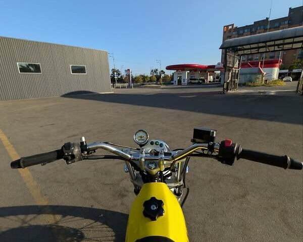 Желтый Сузуки VanVan 200, объемом двигателя 0.2 л и пробегом 39 тыс. км за 3000 $, фото 4 на Automoto.ua
