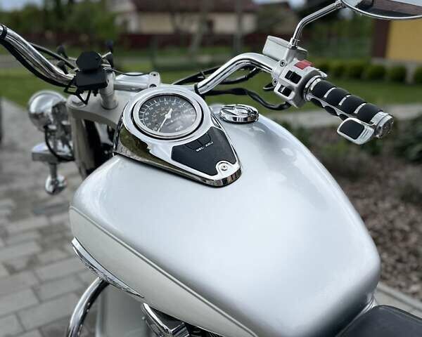 Сірий Сузукі VL 800 Intruder, об'ємом двигуна 0.81 л та пробігом 35 тис. км за 5450 $, фото 4 на Automoto.ua