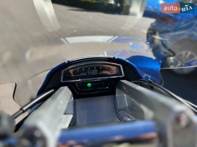 Синий Сузуки VZR 1800, объемом двигателя 1.8 л и пробегом 15 тыс. км за 12700 $, фото 62 на Automoto.ua