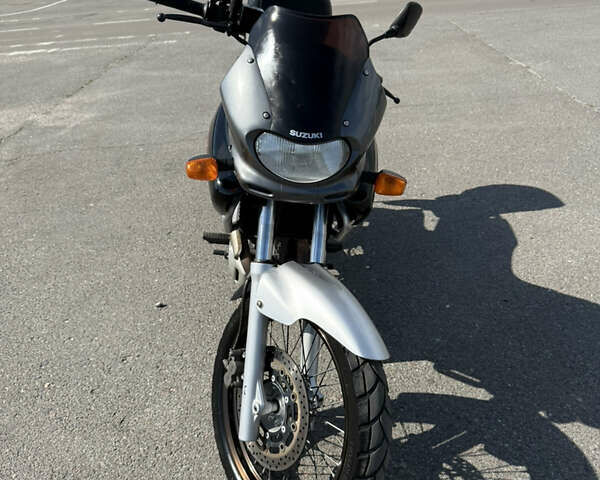 Чорний Сузукі XF 650 Freewind, об'ємом двигуна 0.64 л та пробігом 27 тис. км за 4200 $, фото 3 на Automoto.ua