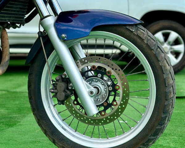 Сузукі XF 650 Freewind, об'ємом двигуна 0.65 л та пробігом 50 тис. км за 3200 $, фото 4 на Automoto.ua