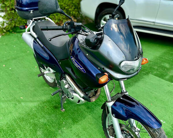 Сузукі XF 650 Freewind, об'ємом двигуна 0.65 л та пробігом 50 тис. км за 3200 $, фото 1 на Automoto.ua