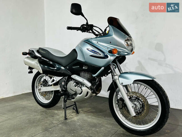 Сузукі XF 650 Freewind, об'ємом двигуна 0 л та пробігом 30 тис. км за 3780 $, фото 13 на Automoto.ua