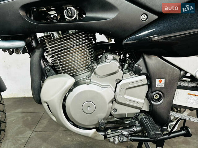 Сузукі XF 650 Freewind, об'ємом двигуна 0 л та пробігом 30 тис. км за 3780 $, фото 7 на Automoto.ua