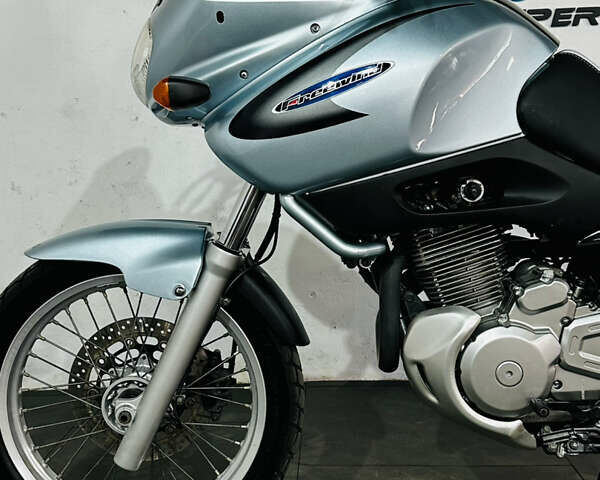 Сузукі XF 650 Freewind, об'ємом двигуна 0 л та пробігом 30 тис. км за 3780 $, фото 3 на Automoto.ua