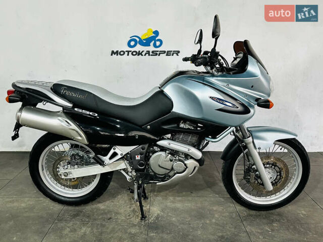 Сузукі XF 650 Freewind, об'ємом двигуна 0 л та пробігом 30 тис. км за 3780 $, фото 12 на Automoto.ua