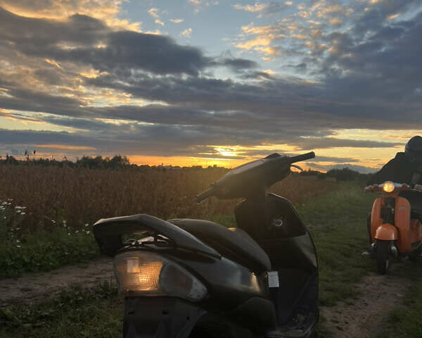 Черный Сузуки ZZ 50, объемом двигателя 0.05 л и пробегом 20 тыс. км за 456 $, фото 4 на Automoto.ua