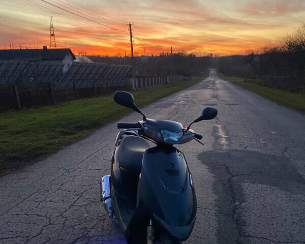 Серый Сузуки ZZ 50, объемом двигателя 0.05 л и пробегом 20 тыс. км за 650 $, фото 4 на Automoto.ua