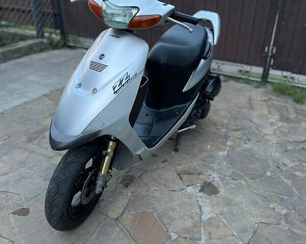 Серый Сузуки ZZ 50, объемом двигателя 49 л и пробегом 999 тыс. км за 575 $, фото 1 на Automoto.ua