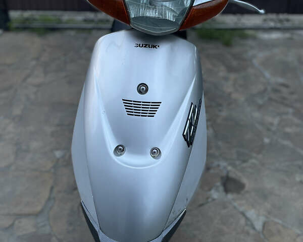 Серый Сузуки ZZ 50, объемом двигателя 49 л и пробегом 999 тыс. км за 575 $, фото 2 на Automoto.ua