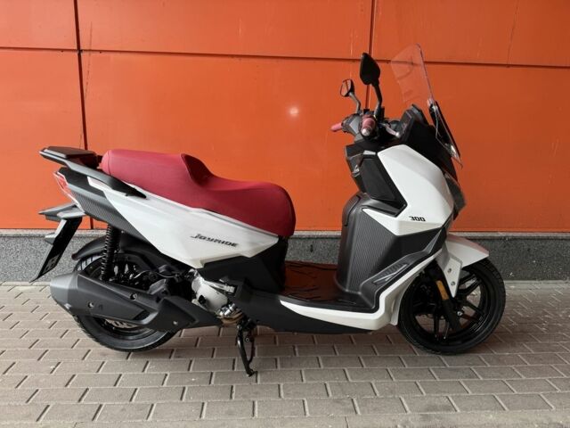 Сим Другая, объемом двигателя 0.3 л и пробегом 0 тыс. км за 4257 $, фото 2 на Automoto.ua