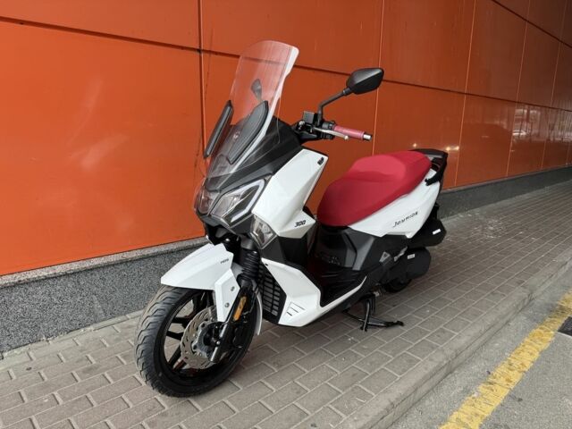 Сим Другая, объемом двигателя 0.3 л и пробегом 0 тыс. км за 4257 $, фото 1 на Automoto.ua