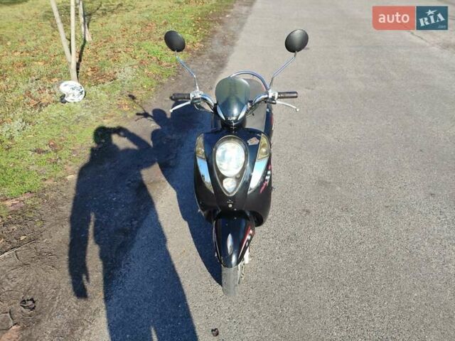 Черный Сим Мио, объемом двигателя 0 л и пробегом 20 тыс. км за 650 $, фото 1 на Automoto.ua