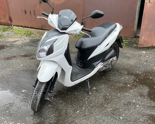 Сим Симфони, объемом двигателя 0.15 л и пробегом 150 тыс. км за 1199 $, фото 1 на Automoto.ua