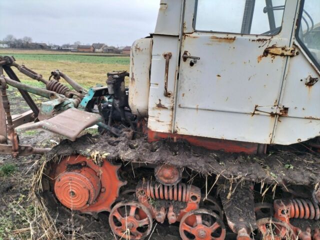 Красный Т 150, объемом двигателя 0 л и пробегом 10 тыс. км за 3800 $, фото 3 на Automoto.ua