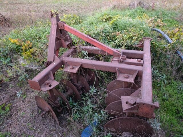 Красный Т 25, объемом двигателя 0 л и пробегом 10 тыс. км за 6000 $, фото 4 на Automoto.ua