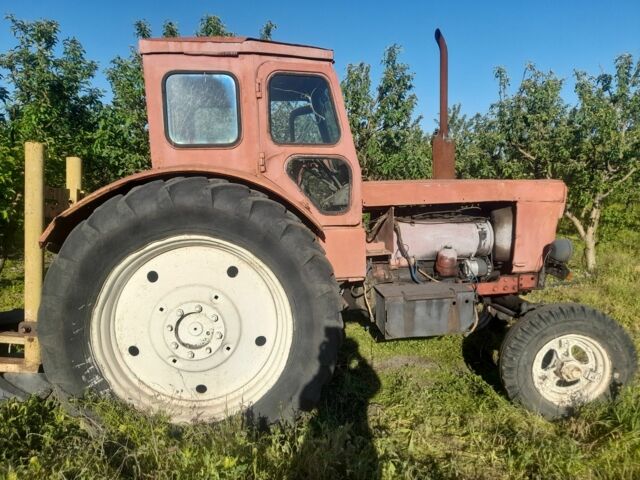 Червоний Т 40, об'ємом двигуна 4.15 л та пробігом 10 тис. км за 2000 $, фото 5 на Automoto.ua