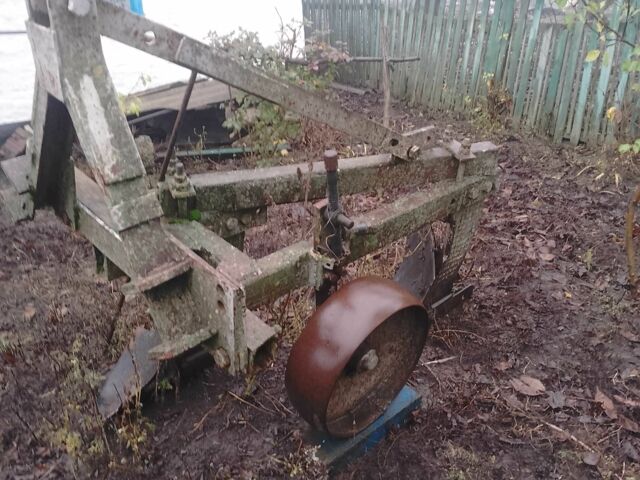 Синий Т 40АМ, объемом двигателя 4.2 л и пробегом 10 тыс. км за 3700 $, фото 1 на Automoto.ua