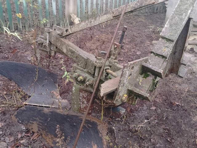 Синий Т 40АМ, объемом двигателя 4.2 л и пробегом 10 тыс. км за 3700 $, фото 2 на Automoto.ua