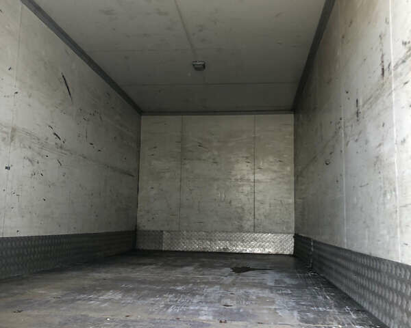 TATA 1116, объемом двигателя 5.7 л и пробегом 207 тыс. км за 8000 $, фото 6 на Automoto.ua