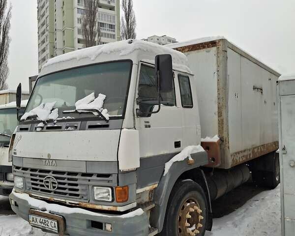 Білий TATA 1618, об'ємом двигуна 5.68 л та пробігом 290 тис. км за 8000 $, фото 2 на Automoto.ua