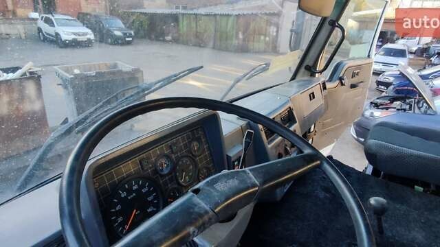 Белый TATA 1618, объемом двигателя 5.7 л и пробегом 203 тыс. км за 10400 $, фото 8 на Automoto.ua