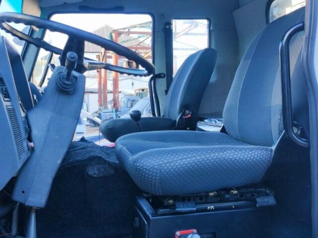 Белый TATA 1618, объемом двигателя 5.7 л и пробегом 203 тыс. км за 11500 $, фото 6 на Automoto.ua