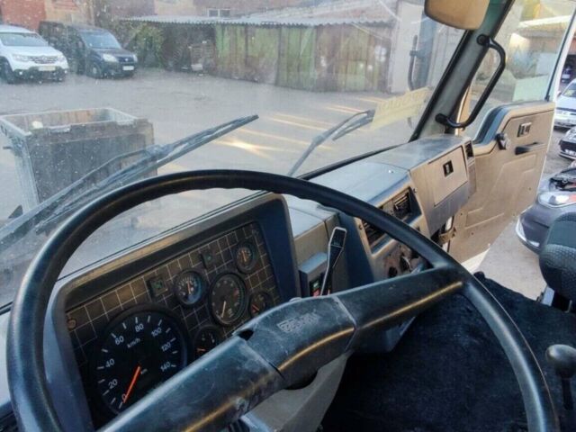 Белый TATA 1618, объемом двигателя 5.7 л и пробегом 203 тыс. км за 11500 $, фото 8 на Automoto.ua