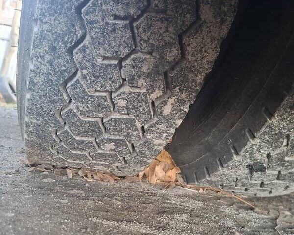 Белый TATA А079, объемом двигателя 5.7 л и пробегом 600 тыс. км за 6000 $, фото 5 на Automoto.ua