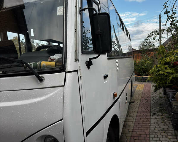 TATA А079 2012 в Борисполе на Automoto.ua Белый TATA А079, объемом двигателя 5.7 л и пробегом 400 тыс. км за 14000 $, фото 4 на Automoto.ua