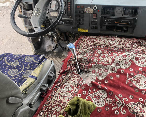 Білий TATA А079, об'ємом двигуна 5.68 л та пробігом 700 тис. км за 4900 $, фото 6 на Automoto.ua