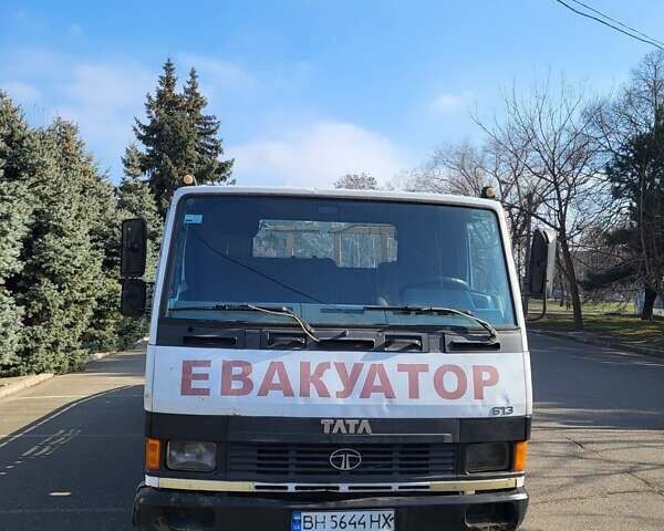 Білий TATA ЛПТ, об'ємом двигуна 5.68 л та пробігом 356 тис. км за 5900 $, фото 1 на Automoto.ua