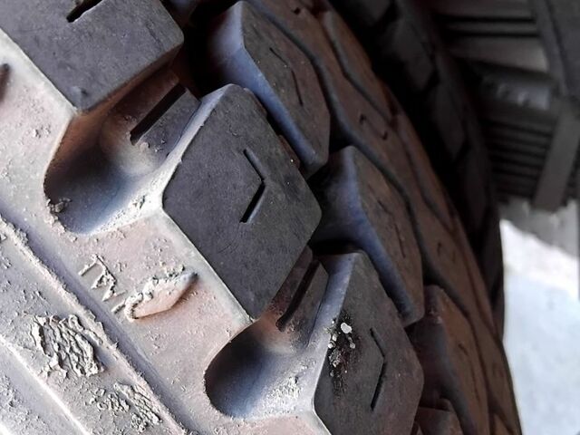 Белый TATA ЛПТ, объемом двигателя 5.7 л и пробегом 130 тыс. км за 5500 $, фото 6 на Automoto.ua