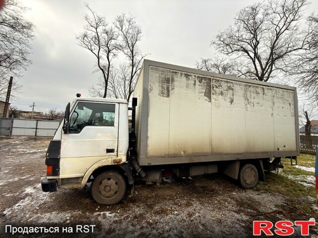 Белый TATA ЛПТ, объемом двигателя 4.3 л и пробегом 165 тыс. км за 6000 $, фото 1 на Automoto.ua