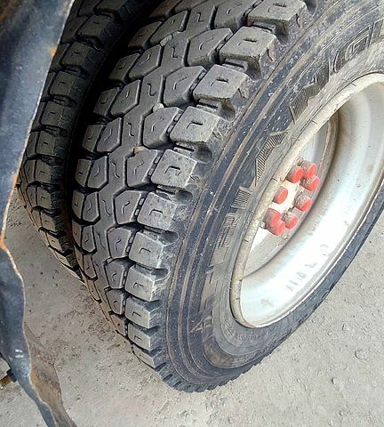 Белый TATA ЛПТ, объемом двигателя 5.7 л и пробегом 400 тыс. км за 5000 $, фото 4 на Automoto.ua