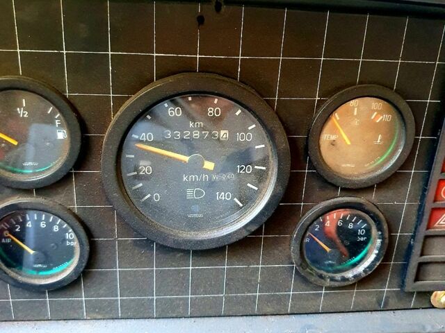 TATA ЛПТ, объемом двигателя 5.7 л и пробегом 332 тыс. км за 5500 $, фото 4 на Automoto.ua