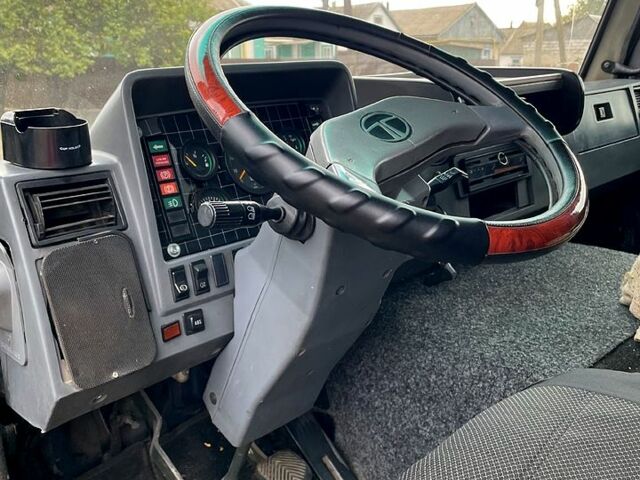 TATA ЛПТ, объемом двигателя 6 л и пробегом 240 тыс. км за 6500 $, фото 5 на Automoto.ua