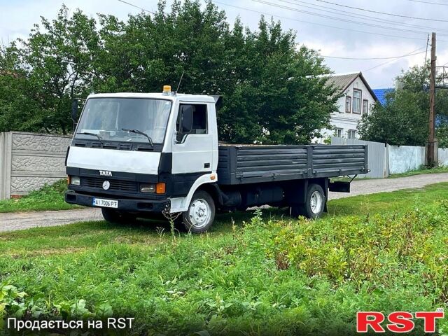 TATA ЛПТ, объемом двигателя 5.7 л и пробегом 230 тыс. км за 3829 $, фото 4 на Automoto.ua