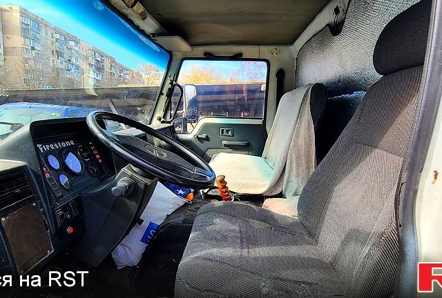 Серый TATA ЛПТ, объемом двигателя 5.7 л и пробегом 230 тыс. км за 4600 $, фото 2 на Automoto.ua