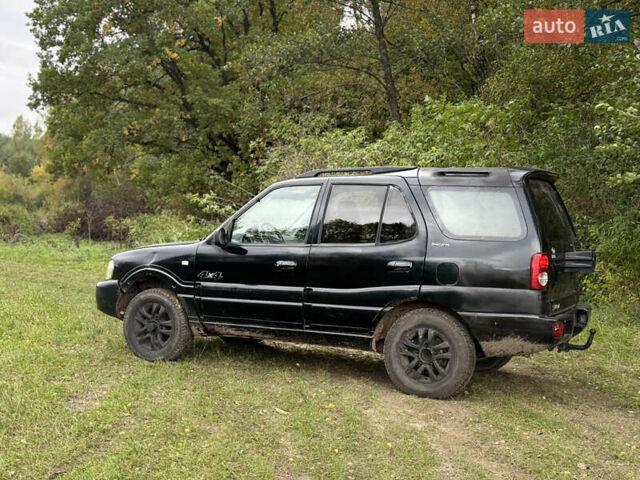 Черный TATA Сафари, объемом двигателя 2.2 л и пробегом 300 тыс. км за 2300 $, фото 6 на Automoto.ua