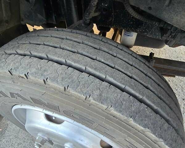 Білий TATA T 713, об'ємом двигуна 5.68 л та пробігом 300 тис. км за 6300 $, фото 13 на Automoto.ua