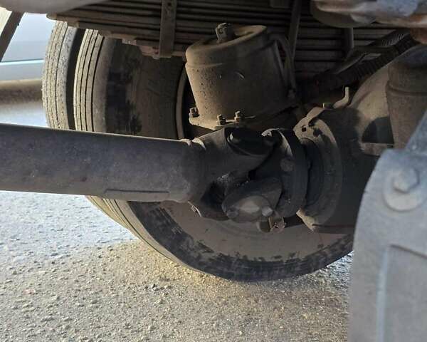 Білий TATA T 713, об'ємом двигуна 5.68 л та пробігом 300 тис. км за 7300 $, фото 9 на Automoto.ua