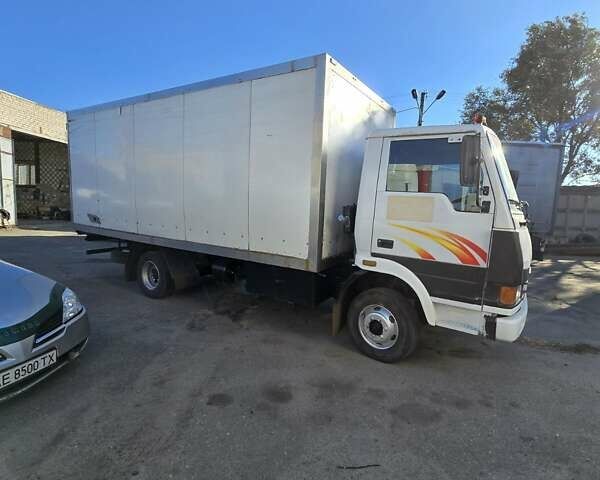 Білий TATA T 713, об'ємом двигуна 5.68 л та пробігом 300 тис. км за 7300 $, фото 3 на Automoto.ua