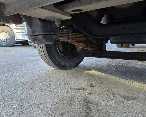 Белый TATA Т 713, объемом двигателя 5.68 л и пробегом 300 тыс. км за 7300 $, фото 6 на Automoto.ua