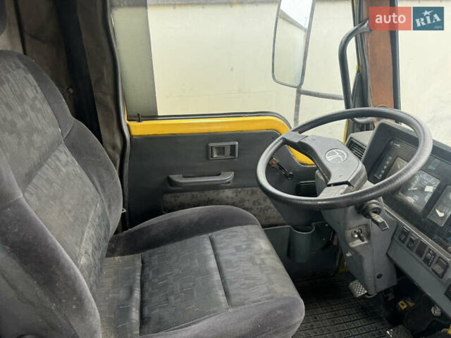 Желтый TATA Т 713, объемом двигателя 5.7 л и пробегом 359 тыс. км за 6300 $, фото 6 на Automoto.ua
