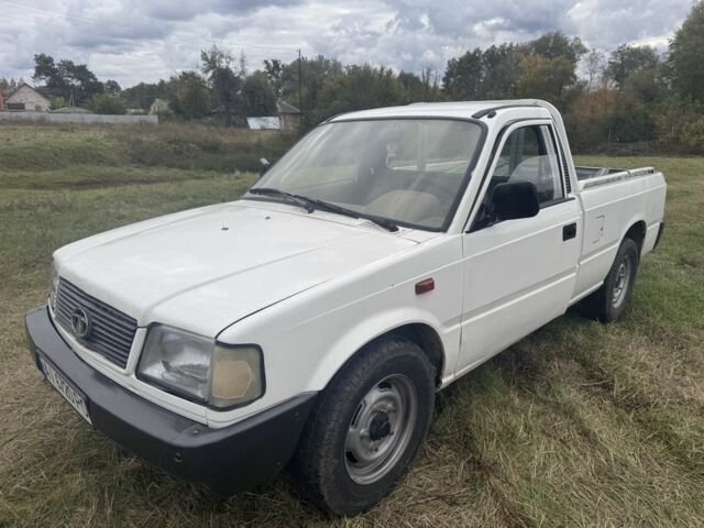 Белый TATA Телколайн, объемом двигателя 1.9 л и пробегом 130 тыс. км за 3500 $, фото 5 на Automoto.ua