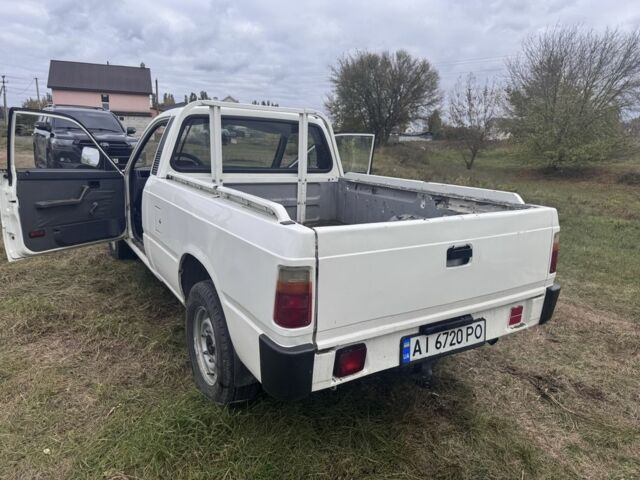 Белый TATA Телколайн, объемом двигателя 1.9 л и пробегом 130 тыс. км за 3500 $, фото 3 на Automoto.ua