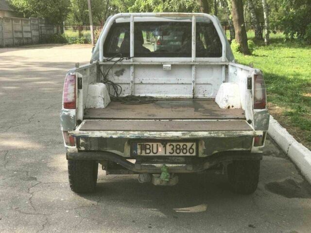 Белый TATA Ксенон, объемом двигателя 2.2 л и пробегом 170 тыс. км за 3500 $, фото 2 на Automoto.ua