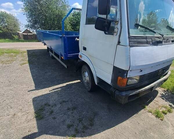 Белый TATA LPT 613, объемом двигателя 5.8 л и пробегом 400 тыс. км за 4800 $, фото 8 на Automoto.ua